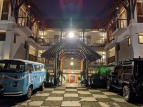 Гостиница Villa Damar Boutique Hotel  Бандунг